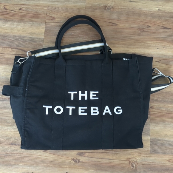 ABAMERICA The Tote Bag Black Purse - NEW w/o Tags - 16 x 13 x 7 - Picture 1 of 6